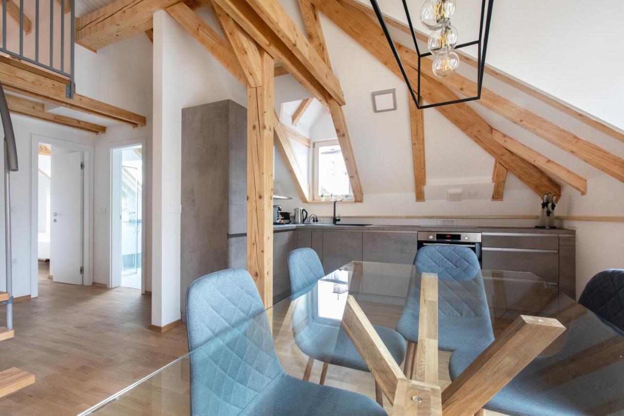 Bright & Spacious Loft In The Heart Of Old Town Liubliana Exterior foto